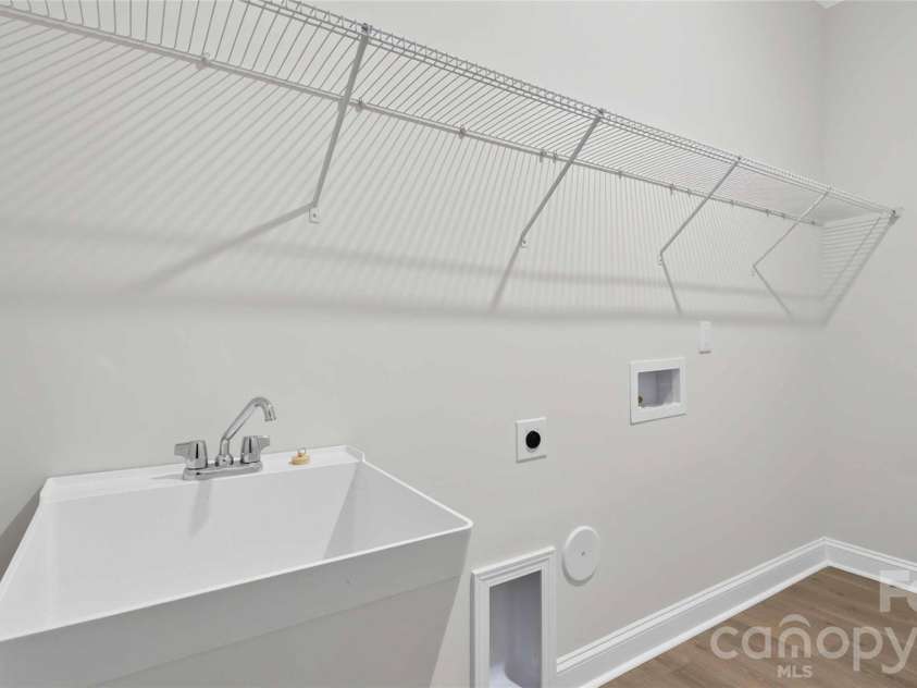 7153 Sylvan Retreat Drive, Denver, NC 28037.  MLS# CAR4339941, YatesRealty ID 38390. 