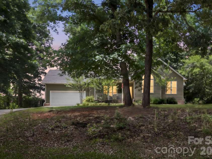 182 Hutchins Drive, Rutherfordton, NC 28139.  MLS# CAR4395067, YatesRealty ID 38391. 
