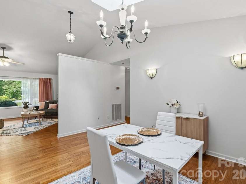 27 Red Maple Drive, Weaverville, NC 28787.  MLS# CAR4389807, YatesRealty ID 38392. Dining Room