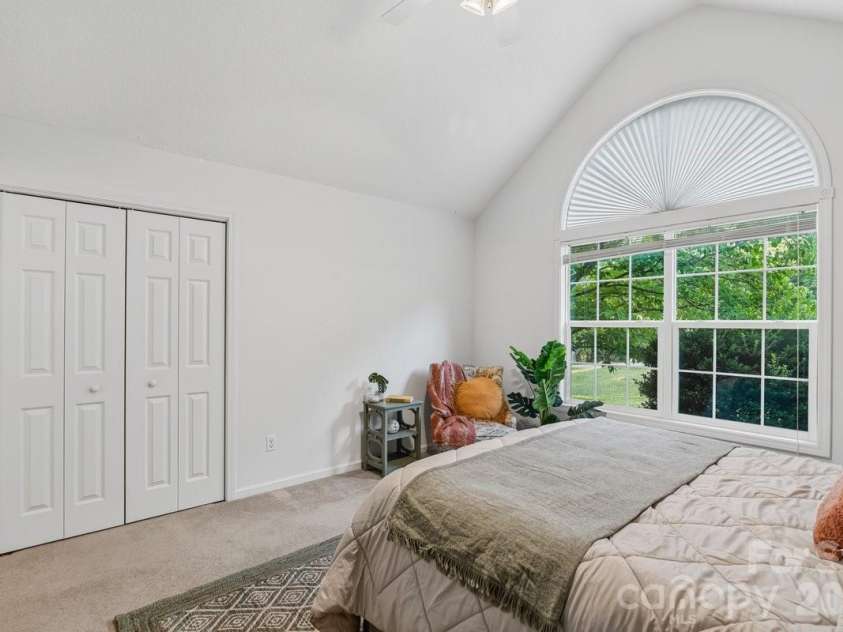 27 Red Maple Drive, Weaverville, NC 28787.  MLS# CAR4389807, YatesRealty ID 38392. Primary Suite #1