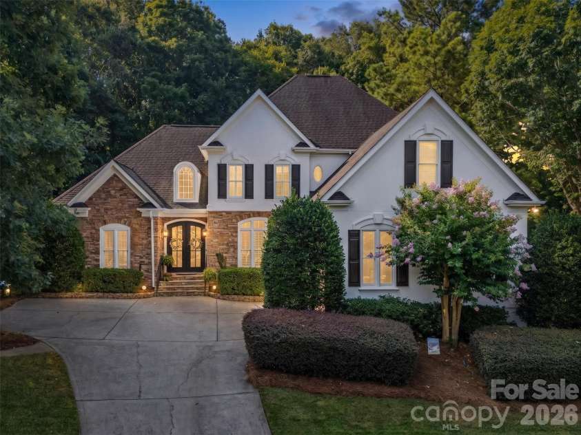9331 Whispering Wind Drive, Charlotte, NC 28277.  MLS# CAR4404731, YatesRealty ID 38393. 