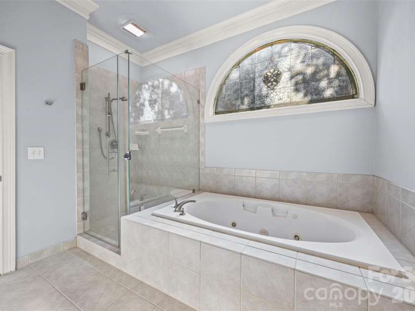 9331 Whispering Wind Drive, Charlotte, NC 28277.  MLS# CAR4404731, YatesRealty ID 38393. 