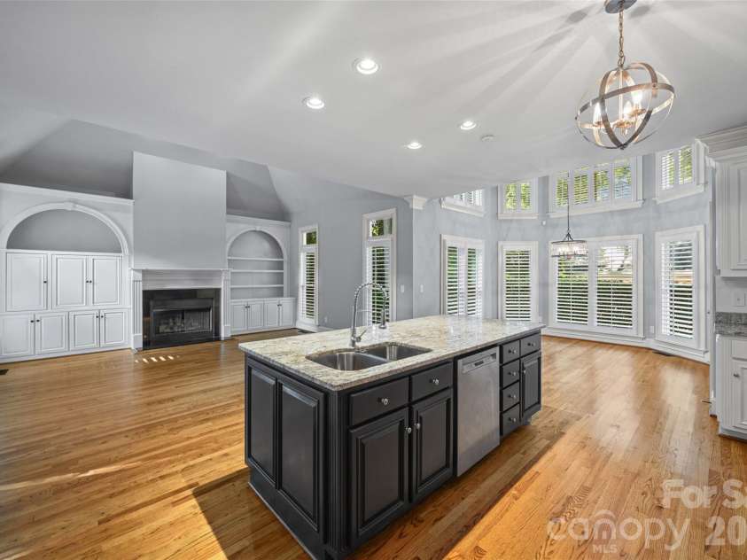 9331 Whispering Wind Drive, Charlotte, NC 28277.  MLS# CAR4404731, YatesRealty ID 38393. 