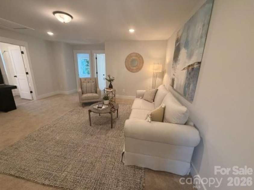 127 Viburnum Road, Waxhaw, NC 28173.  MLS# CAR4368132, YatesRealty ID 38395. 