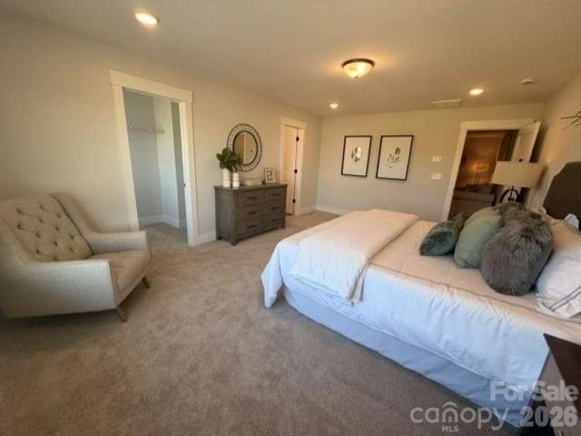 127 Viburnum Road, Waxhaw, NC 28173.  MLS# CAR4368132, YatesRealty ID 38395. 