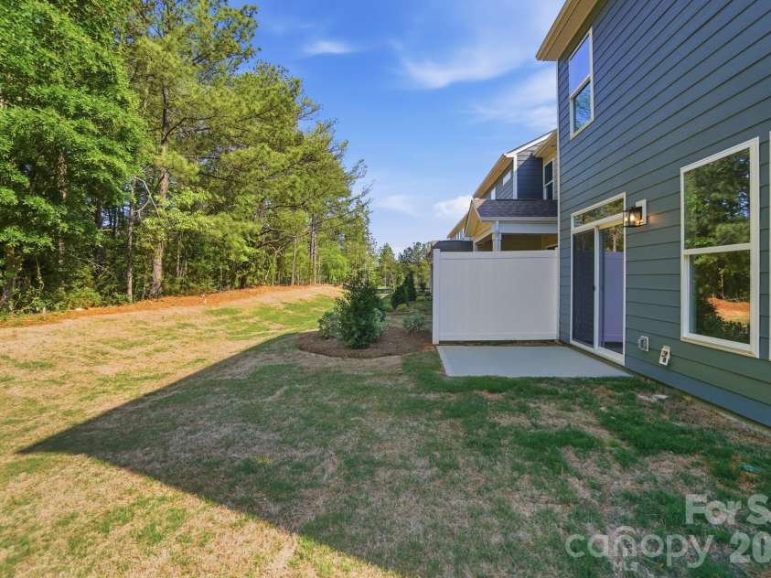 127 Viburnum Road, Waxhaw, NC 28173.  MLS# CAR4368132, YatesRealty ID 38395. Backyard