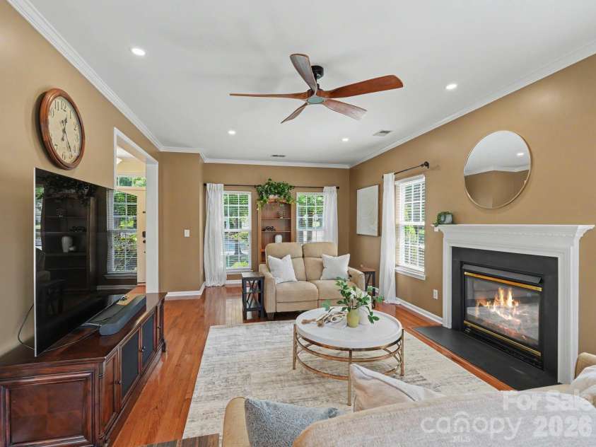 15505 Robsart Court, Charlotte, NC 28277.  MLS# CAR4397461, YatesRealty ID 38397. 