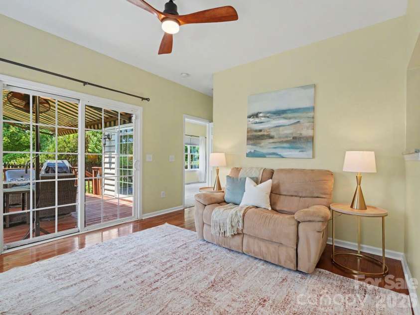 15505 Robsart Court, Charlotte, NC 28277.  MLS# CAR4397461, YatesRealty ID 38397. 