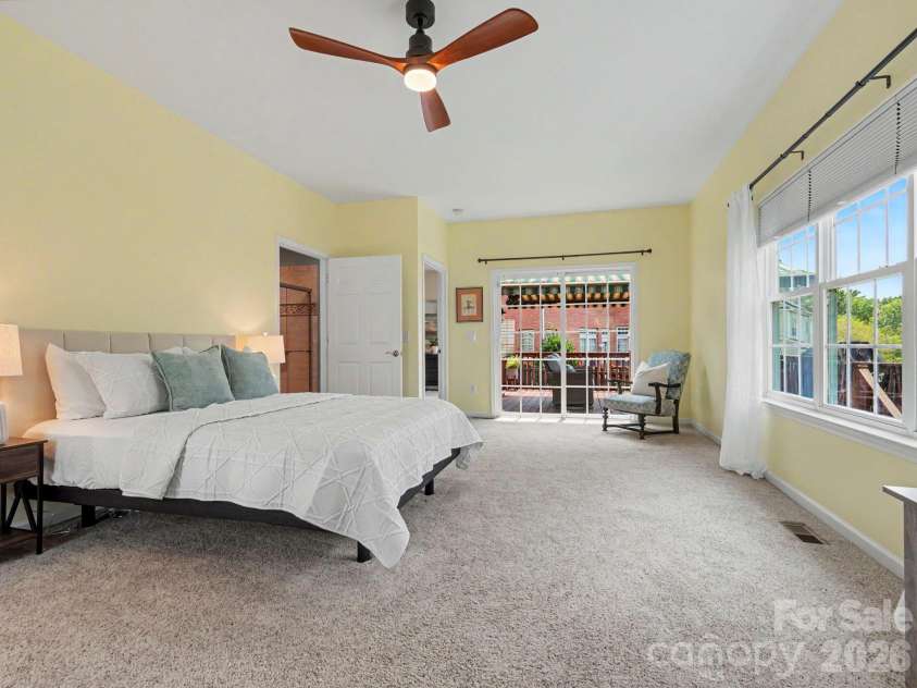 15505 Robsart Court, Charlotte, NC 28277.  MLS# CAR4397461, YatesRealty ID 38397. 