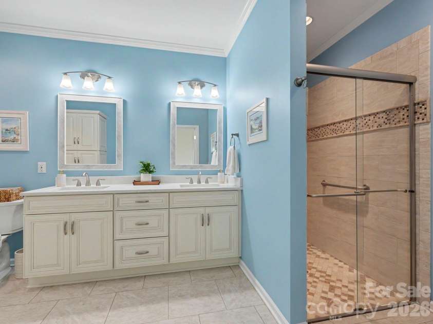 15505 Robsart Court, Charlotte, NC 28277.  MLS# CAR4397461, YatesRealty ID 38397. 