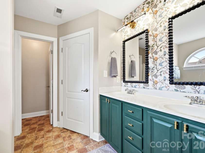 1361 Napa Street, Concord, NC 28027.  MLS# CAR4403100, YatesRealty ID 38398. 
