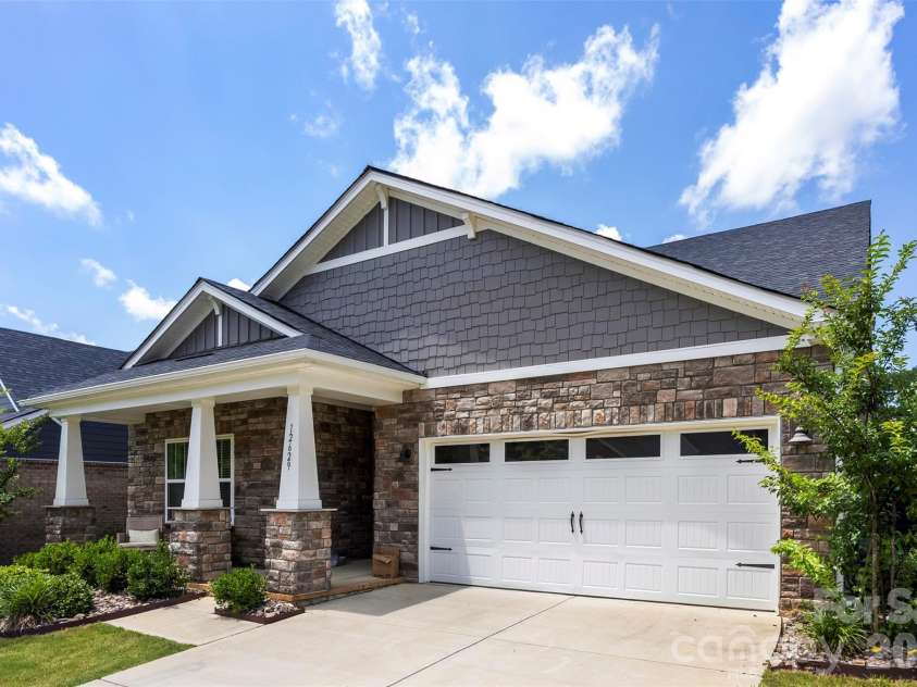 12629 Twilight Drive, Mint Hill, NC 28227.  MLS# CAR4397024, YatesRealty ID 38399. 