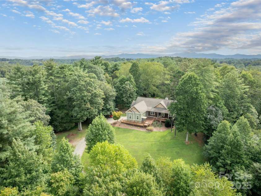 69 Merrell Road, Leicester, NC 28748.  MLS# CAR4181794, YatesRealty ID 3840. 