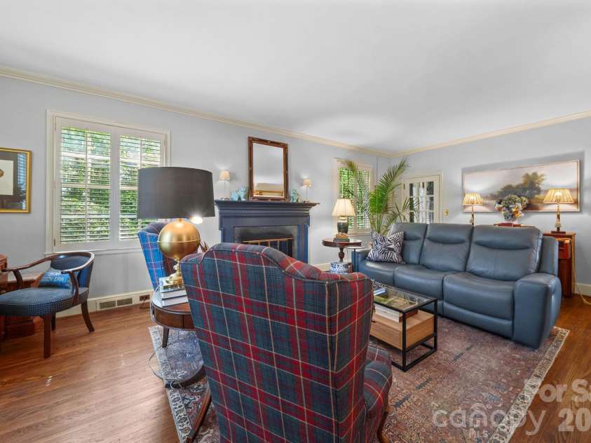 721 Carolina Avenue, Gastonia, NC 28052.  MLS# CAR4402903, YatesRealty ID 38400. 