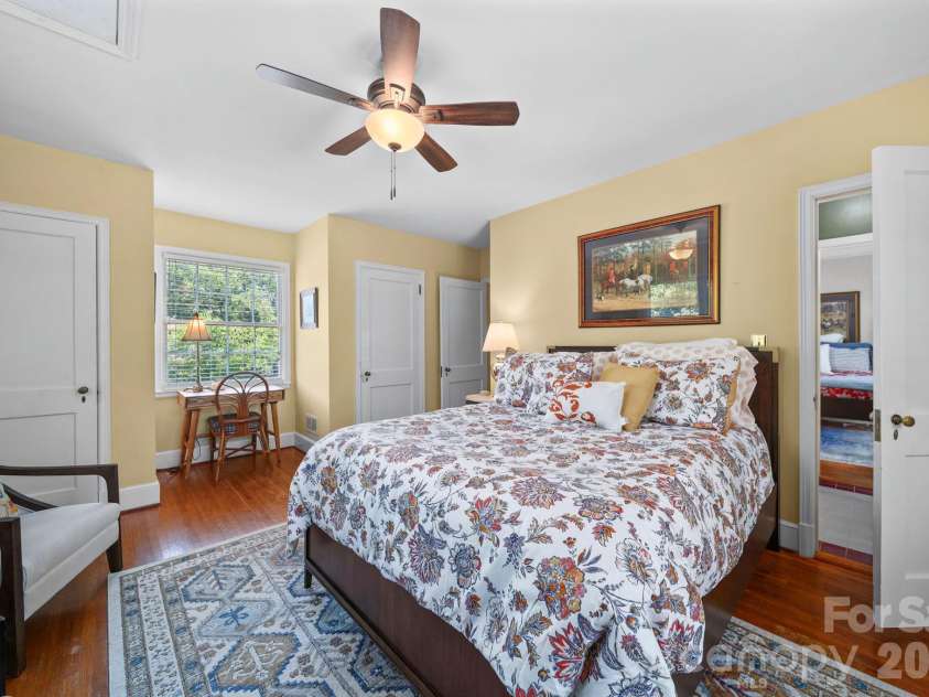 721 Carolina Avenue, Gastonia, NC 28052.  MLS# CAR4402903, YatesRealty ID 38400. 