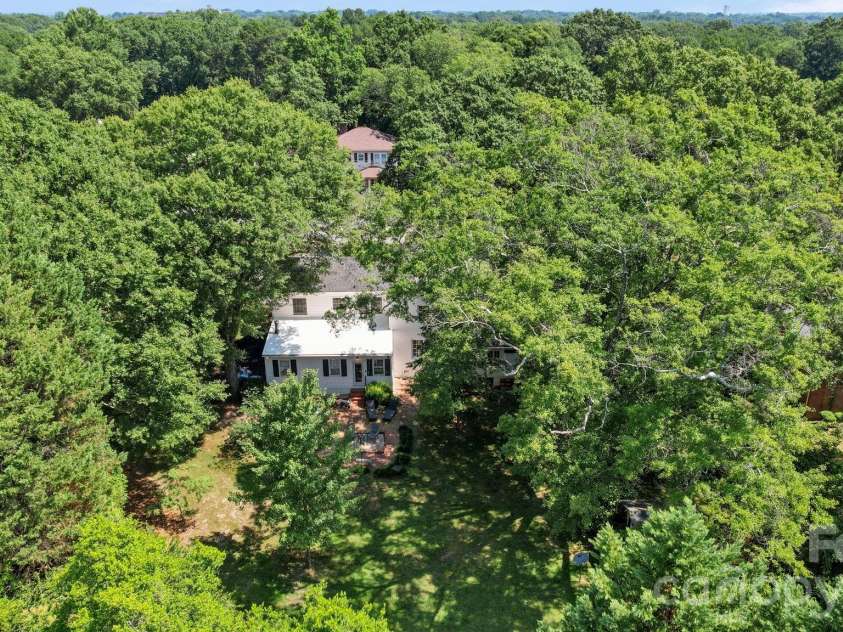 721 Carolina Avenue, Gastonia, NC 28052.  MLS# CAR4402903, YatesRealty ID 38400. 