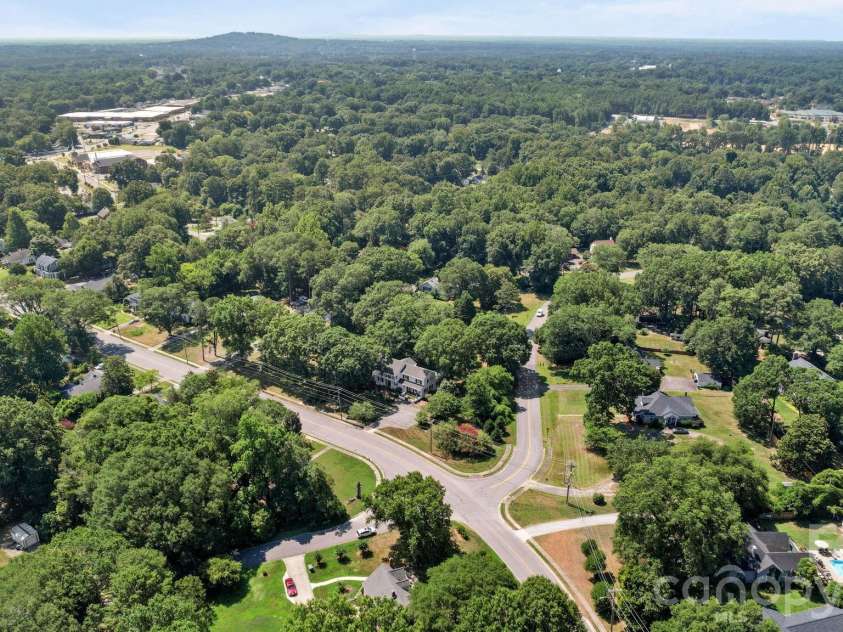 721 Carolina Avenue, Gastonia, NC 28052.  MLS# CAR4402903, YatesRealty ID 38400. 