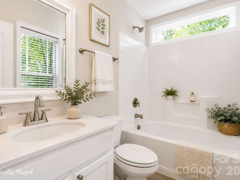 13129 Windy Lea Lane, Huntersville, NC 28078.  MLS# CAR4383307, YatesRealty ID 38402. Primary Bath Virtually Staged