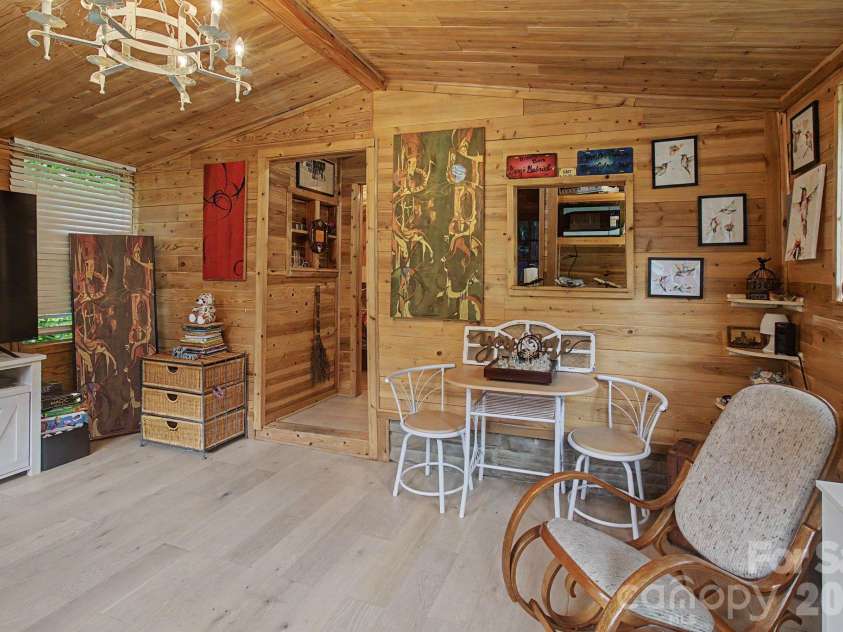 25 Wentworth Avenue, Asheville, NC 28803.  MLS# CAR4404172, YatesRealty ID 38404. 