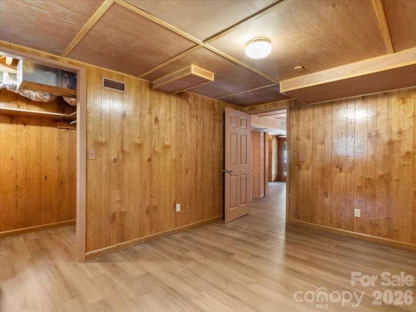 16 Turtle Dove Trail, Burnsville, NC 28714.  MLS# CAR4399119, YatesRealty ID 38405. Ground level bedroom