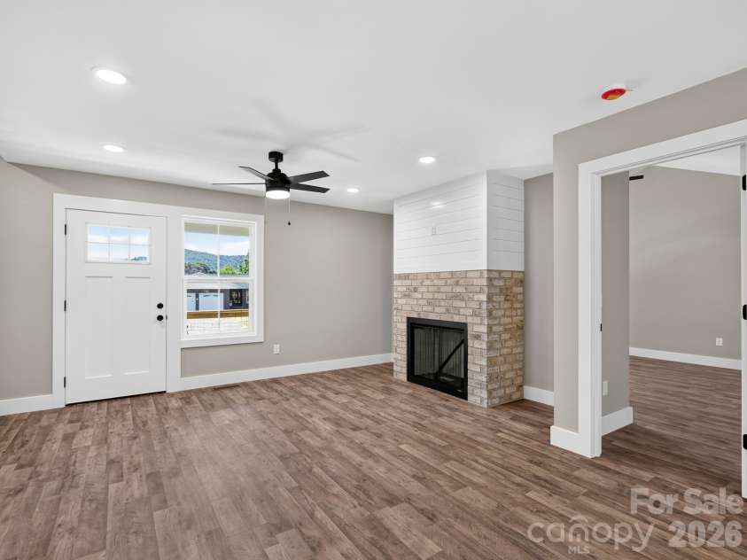 22 Roberts Drive, Candler, NC 28715.  MLS# CAR4405283, YatesRealty ID 38406. 