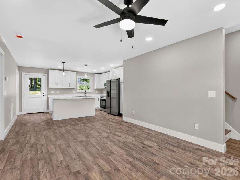 22 Roberts Drive, Candler, NC 28715.  MLS# CAR4405283, YatesRealty ID 38406. 