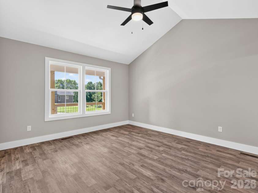 22 Roberts Drive, Candler, NC 28715.  MLS# CAR4405283, YatesRealty ID 38406. 