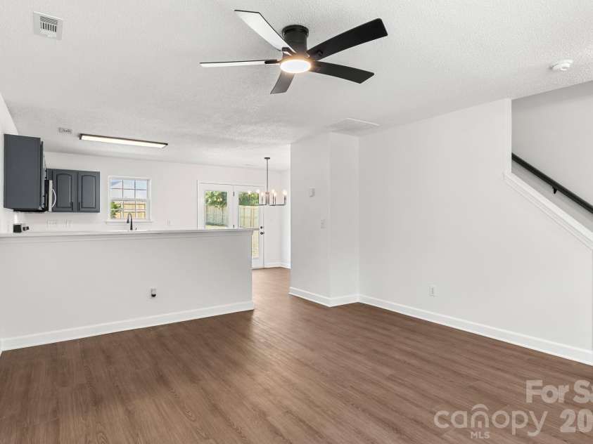 2141 Mallard Pointe Drive, Kannapolis, NC 28083.  MLS# CAR4403386, YatesRealty ID 38407. 