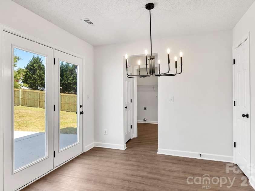 2141 Mallard Pointe Drive, Kannapolis, NC 28083.  MLS# CAR4403386, YatesRealty ID 38407. 
