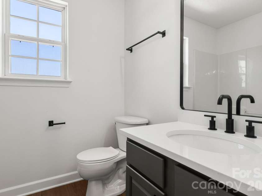 2141 Mallard Pointe Drive, Kannapolis, NC 28083.  MLS# CAR4403386, YatesRealty ID 38407. 