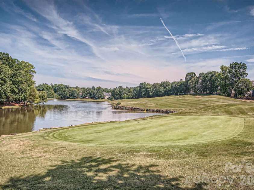 5365 Cambridge Bay Drive, Charlotte, NC 28269.  MLS# CAR4340178, YatesRealty ID 3841. 