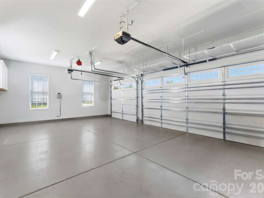 4066 Belle Meade Circle, Belmont, NC 28012.  MLS# CAR4402029, YatesRealty ID 38411. 3 car garage