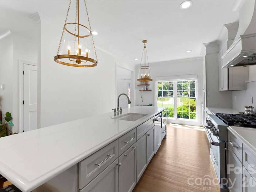 4066 Belle Meade Circle, Belmont, NC 28012.  MLS# CAR4402029, YatesRealty ID 38411. 