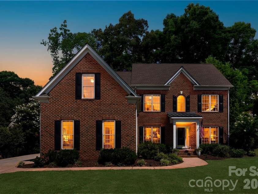 4066 Belle Meade Circle, Belmont, NC 28012.  MLS# CAR4402029, YatesRealty ID 38411. 