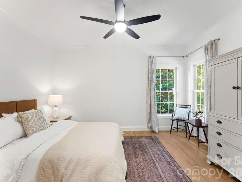 4066 Belle Meade Circle, Belmont, NC 28012.  MLS# CAR4402029, YatesRealty ID 38411. Main level bedroom