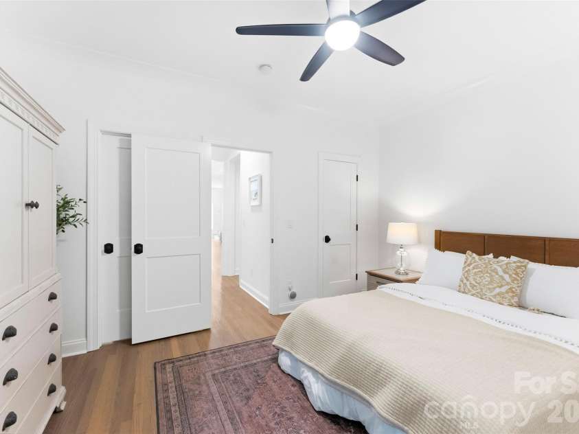 4066 Belle Meade Circle, Belmont, NC 28012.  MLS# CAR4402029, YatesRealty ID 38411. Main level bedroom