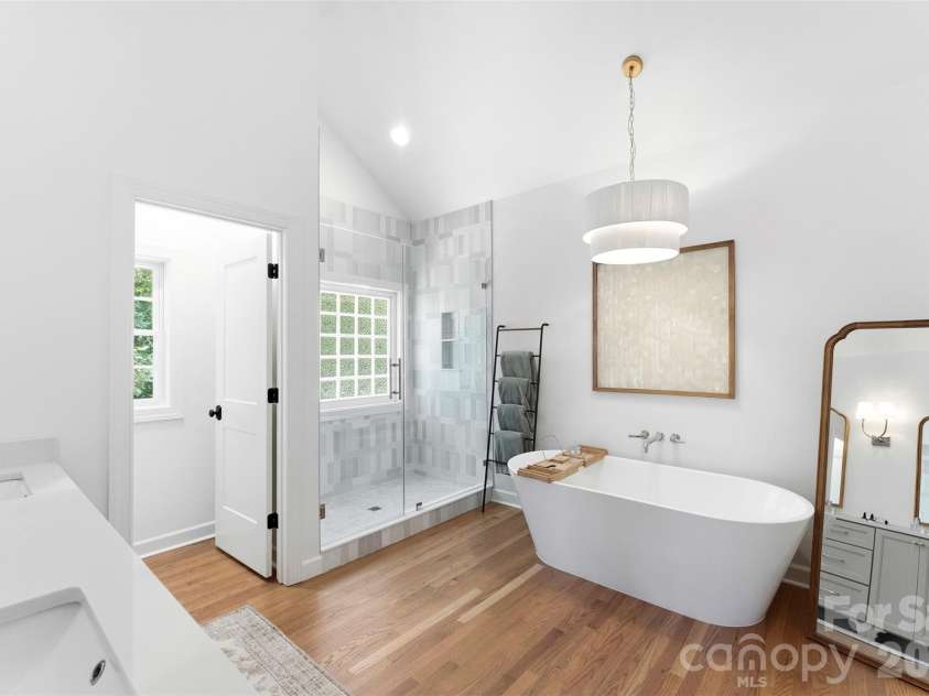 4066 Belle Meade Circle, Belmont, NC 28012.  MLS# CAR4402029, YatesRealty ID 38411. Primary bathroom