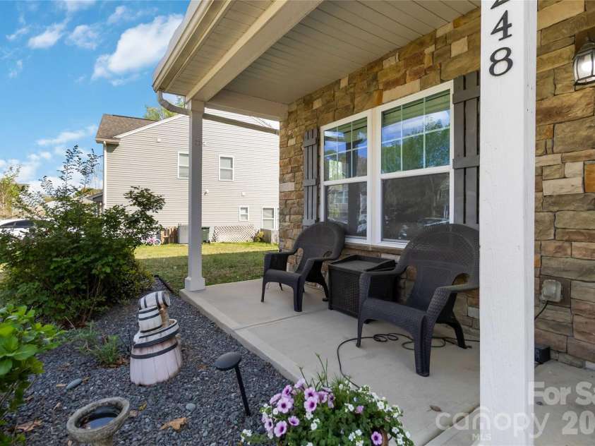 1248 Century Drive, Clover, SC 29710.  MLS# CAR4400191, YatesRealty ID 38412. 