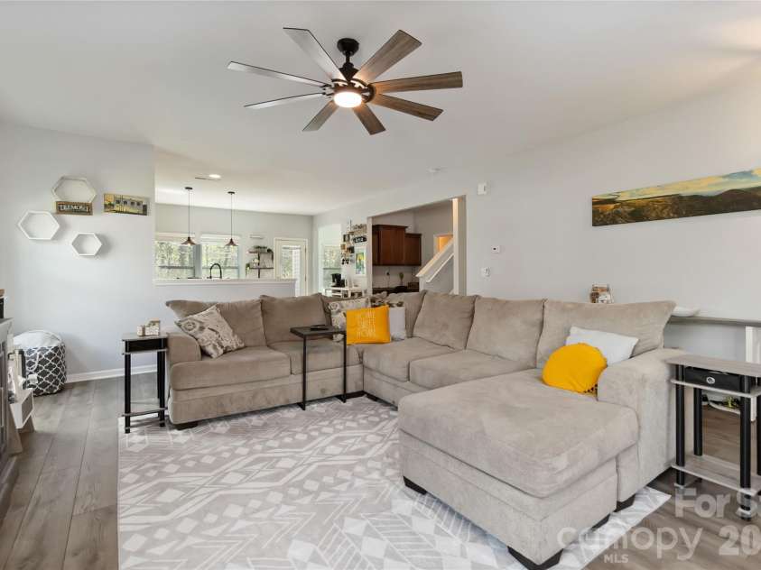 1248 Century Drive, Clover, SC 29710.  MLS# CAR4400191, YatesRealty ID 38412. 