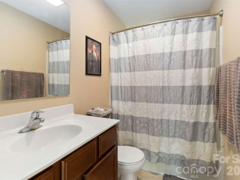 1248 Century Drive, Clover, SC 29710.  MLS# CAR4400191, YatesRealty ID 38412. 