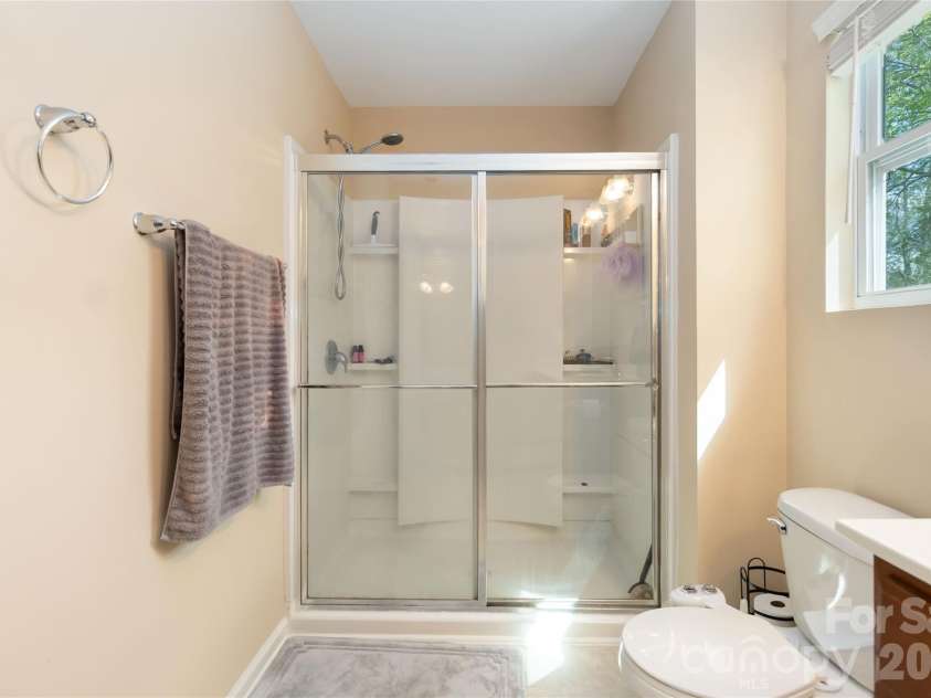 1248 Century Drive, Clover, SC 29710.  MLS# CAR4400191, YatesRealty ID 38412. 