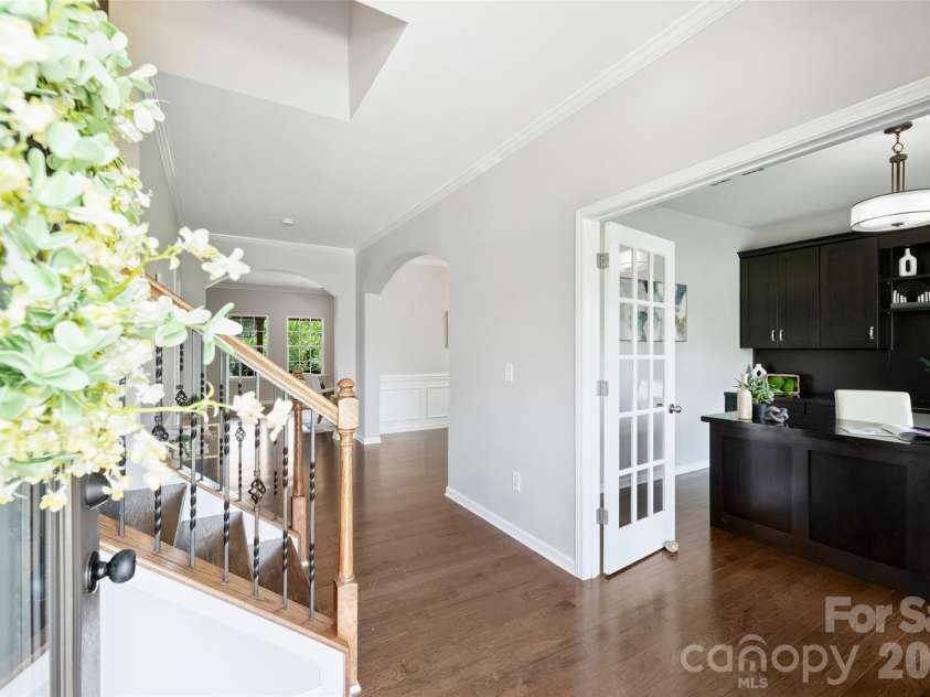 5011 Riverdale Drive, Charlotte, NC 28273.  MLS# CAR4405069, YatesRealty ID 38414. 