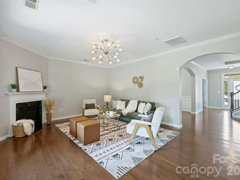 5011 Riverdale Drive, Charlotte, NC 28273.  MLS# CAR4405069, YatesRealty ID 38414. 
