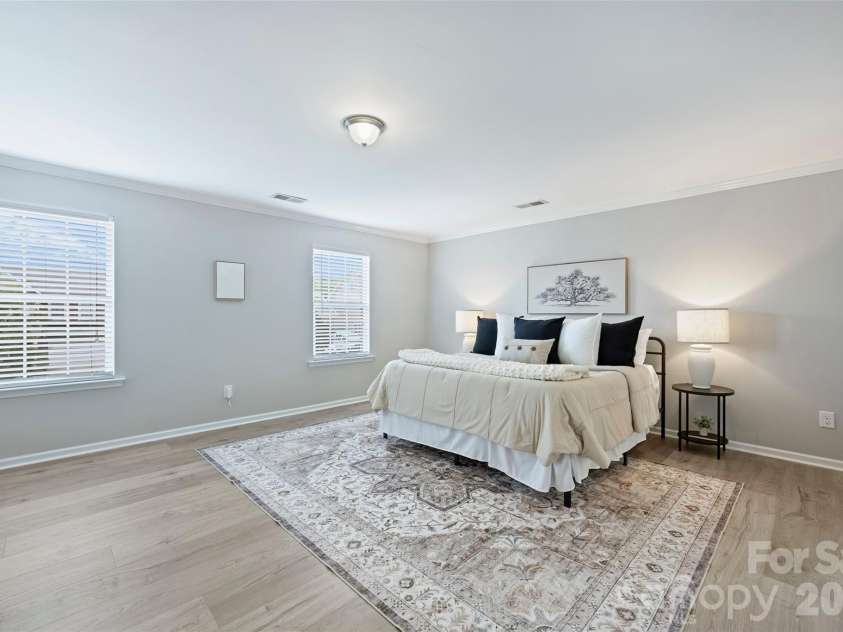 5011 Riverdale Drive, Charlotte, NC 28273.  MLS# CAR4405069, YatesRealty ID 38414. 