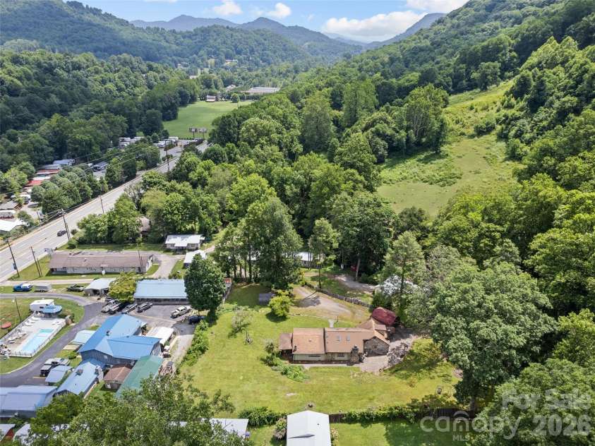 64 Turner Branch, Maggie Valley, NC 28751.  MLS# CAR4398264, YatesRealty ID 38415. 