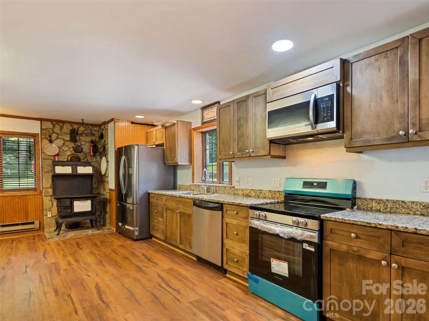 64 Turner Branch, Maggie Valley, NC 28751.  MLS# CAR4398264, YatesRealty ID 38415. 