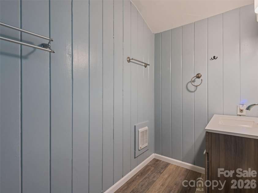 64 Turner Branch, Maggie Valley, NC 28751.  MLS# CAR4398264, YatesRealty ID 38415. 