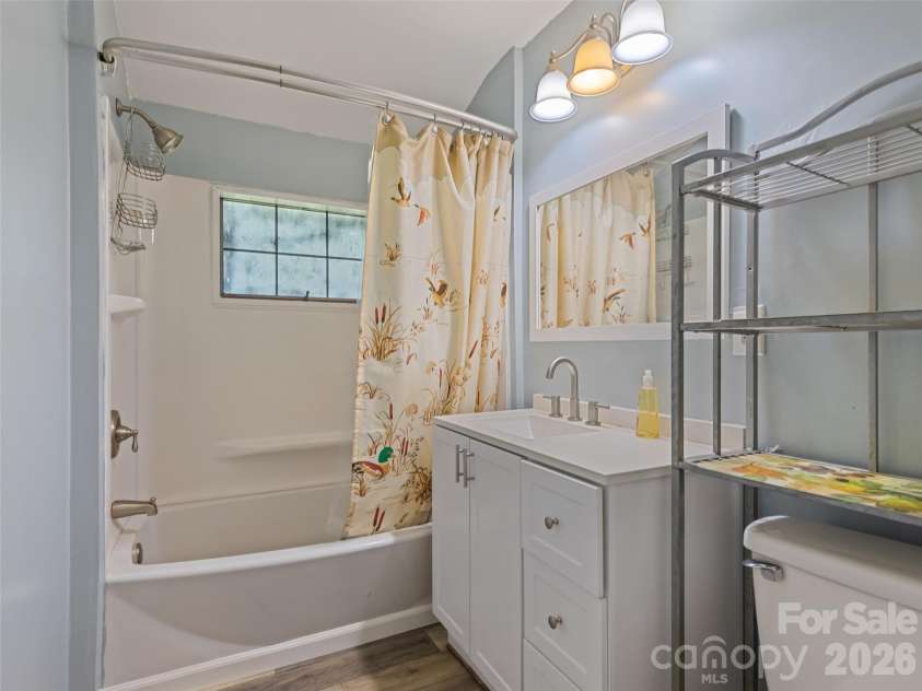 64 Turner Branch, Maggie Valley, NC 28751.  MLS# CAR4398264, YatesRealty ID 38415. 