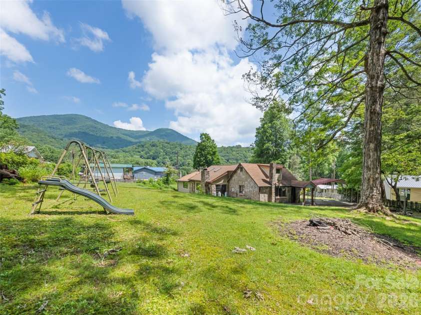 64 Turner Branch, Maggie Valley, NC 28751.  MLS# CAR4398264, YatesRealty ID 38415. 