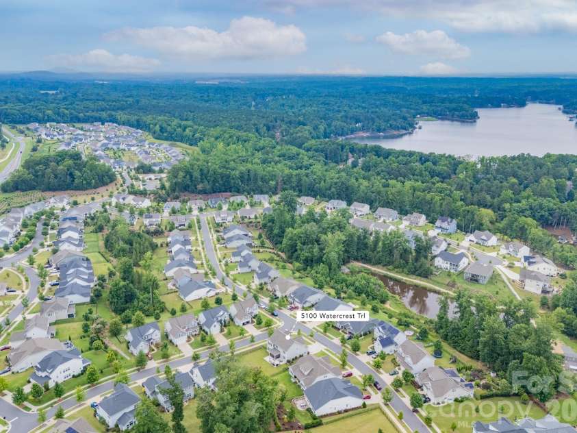5100 Watercrest Trail, Belmont, NC 28012.  MLS# CAR4387438, YatesRealty ID 38418. 